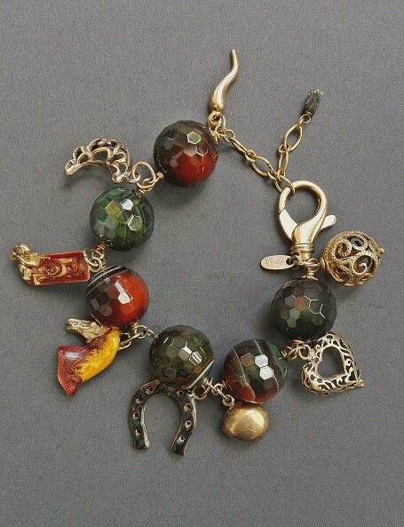 Bracciale con pendenti