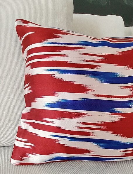 Cuscino per divano ikat