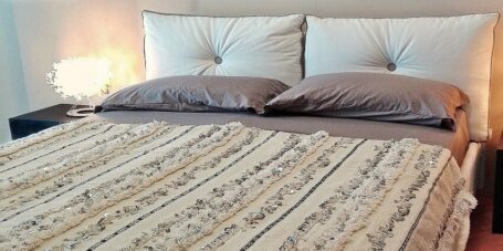 Handira la coperta nuziale marocchina